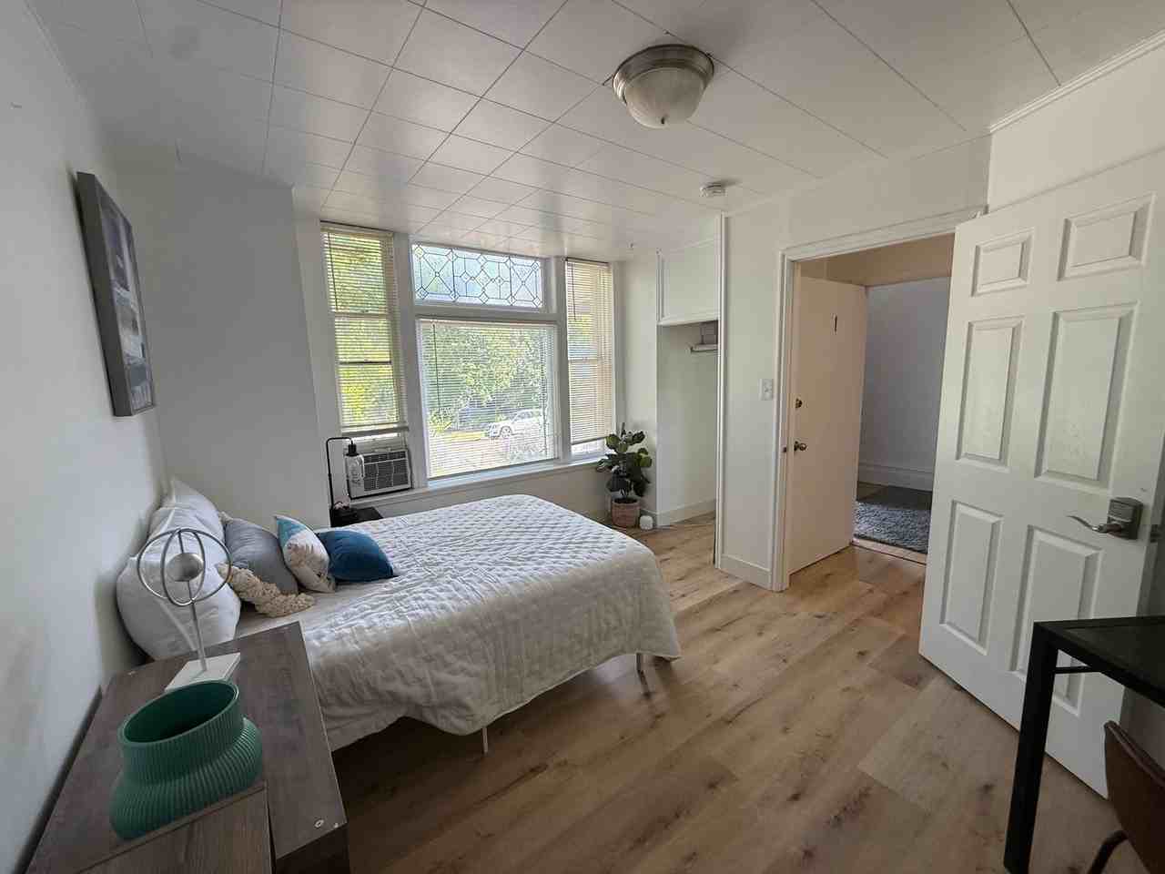 759 E 2nd Ave - Photo 2 of 23