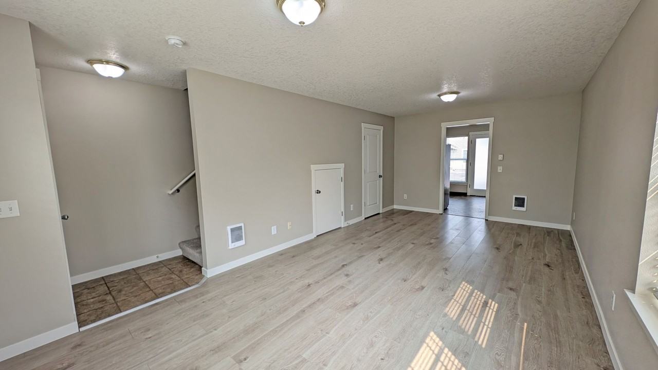 2825 Pacific Ave #I - Photo 4 of 16