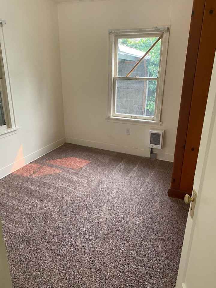 1753 Villard St - Photo 5 of 10