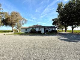 featured image of 7498 State Highway 162