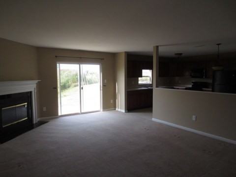 6420 Bradshire Ct - Photo 4 of 7
