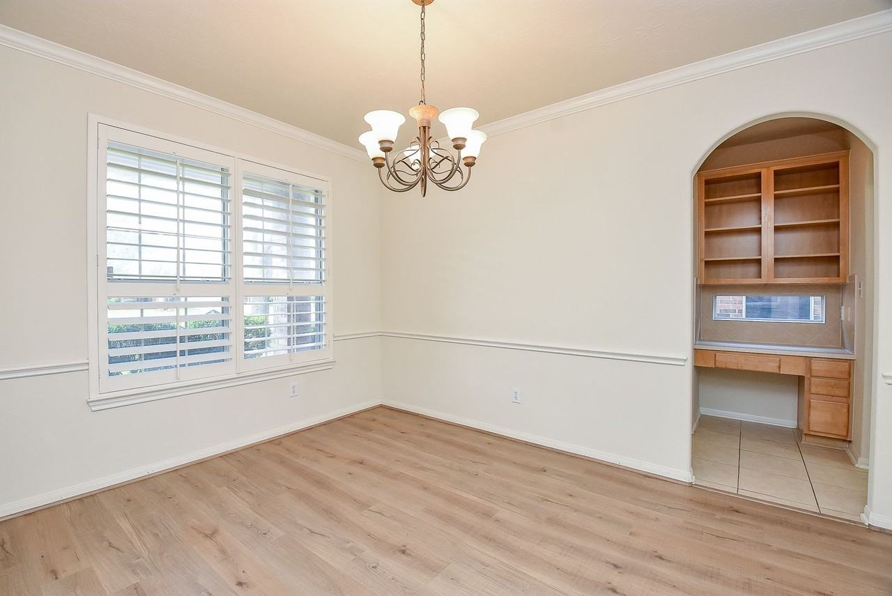 15119 Newfield Bridge Ln - Photo 6 of 50
