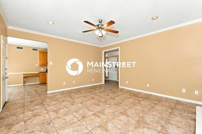 1107 Heather Cir - Photo 5 of 19