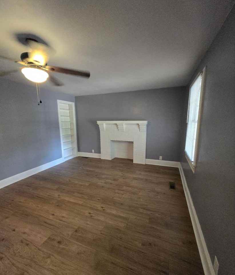 3212 Oakland Ave - Photo 3 of 7