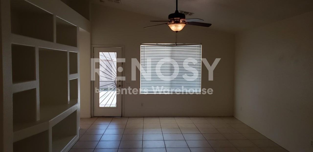 3113 N 130th Ave - Photo 6 of 10