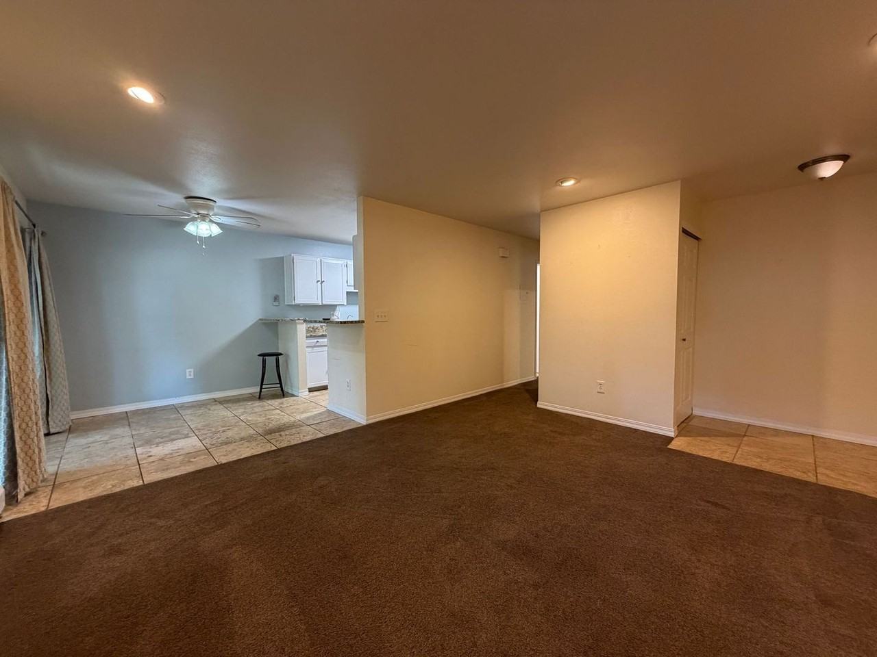 1114 Centaur Cir #A - Photo 3 of 19