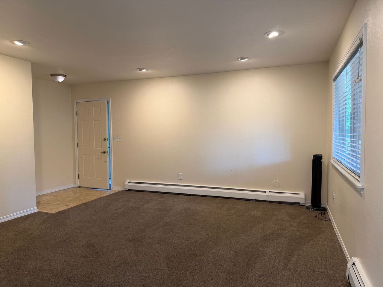 1114 Centaur Cir #A - Photo 4 of 19
