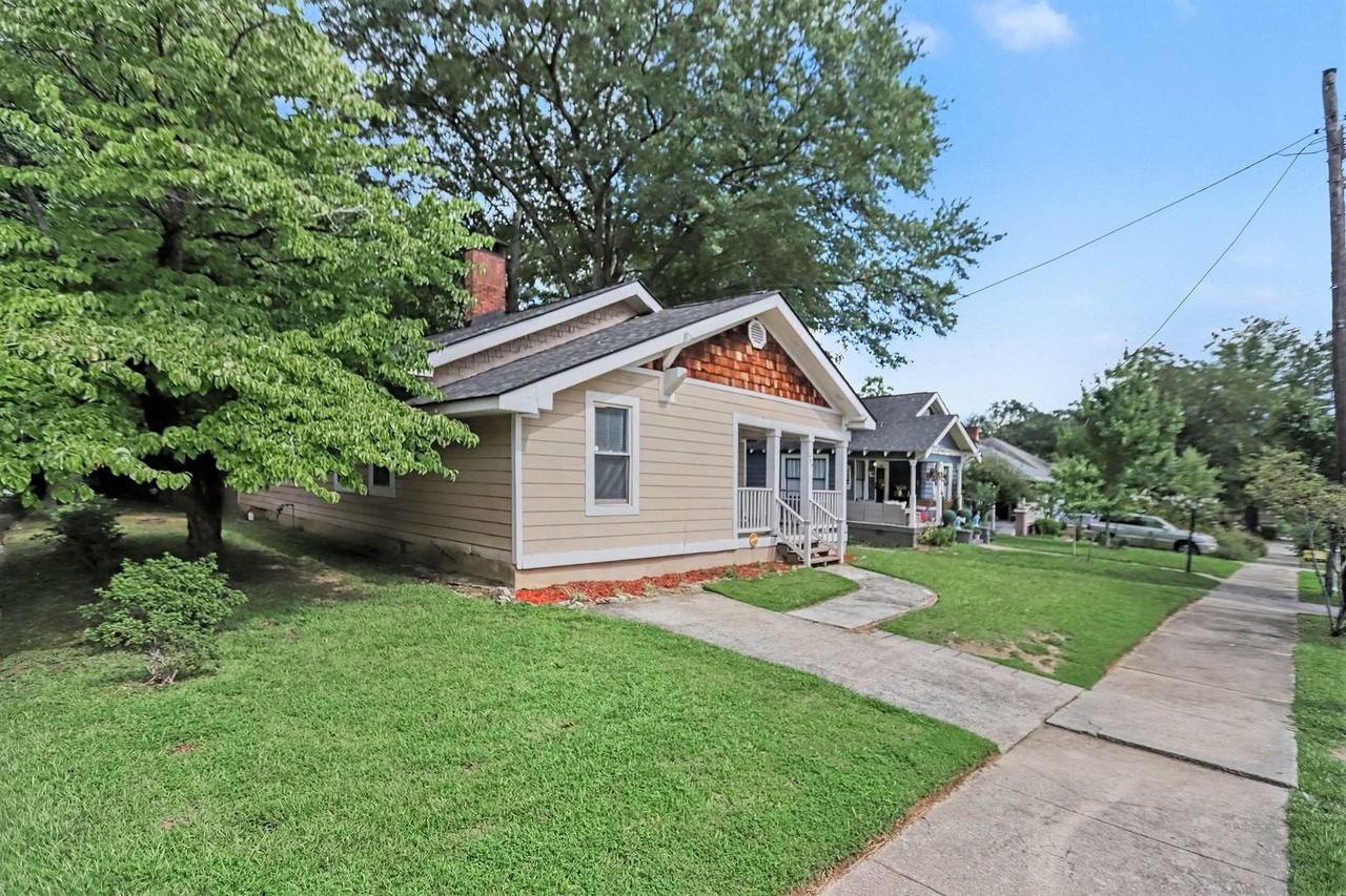 796 Peeples St Sw - Photo 3 of 26