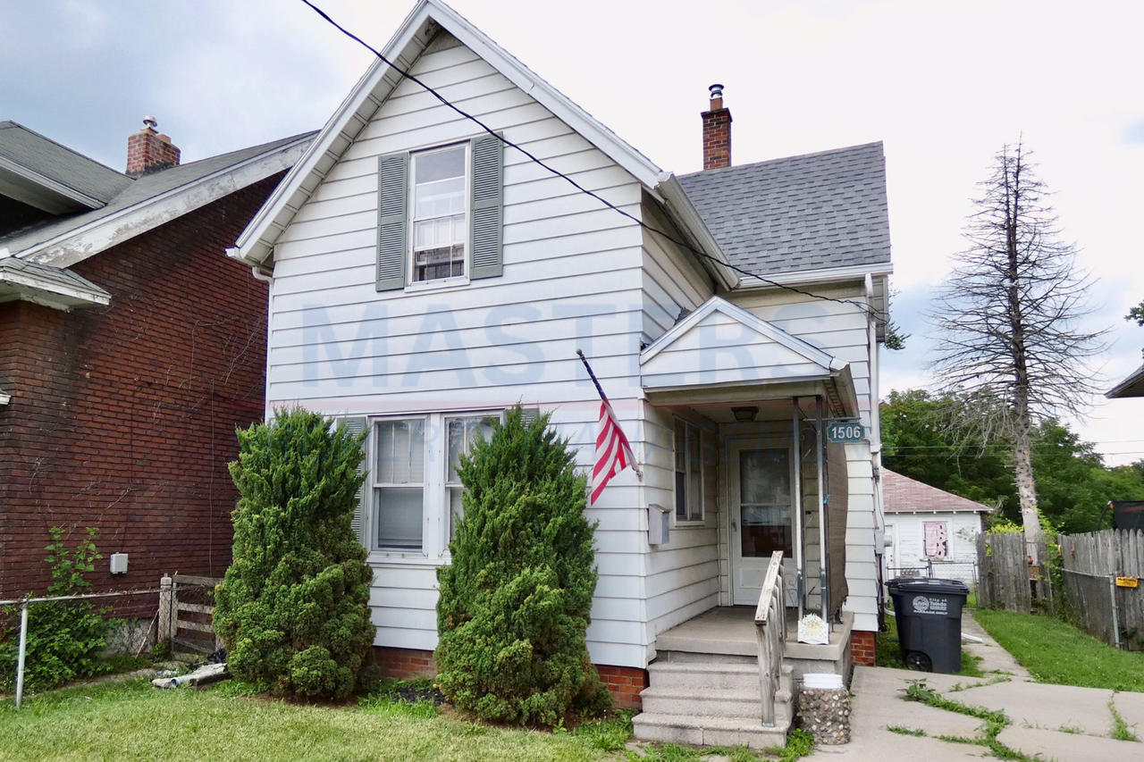 1506 South Ave