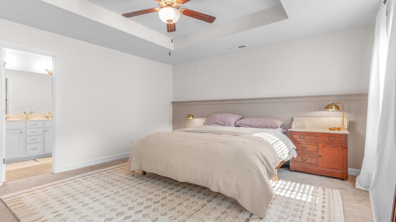 1545 Ocean Garden St - Photo 2 of 34