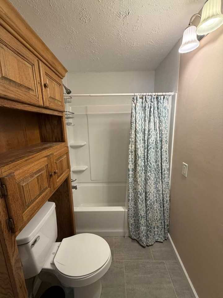 1906 Russell Ave - Photo 6 of 12