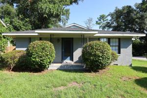 featured image of 308 E Jane St