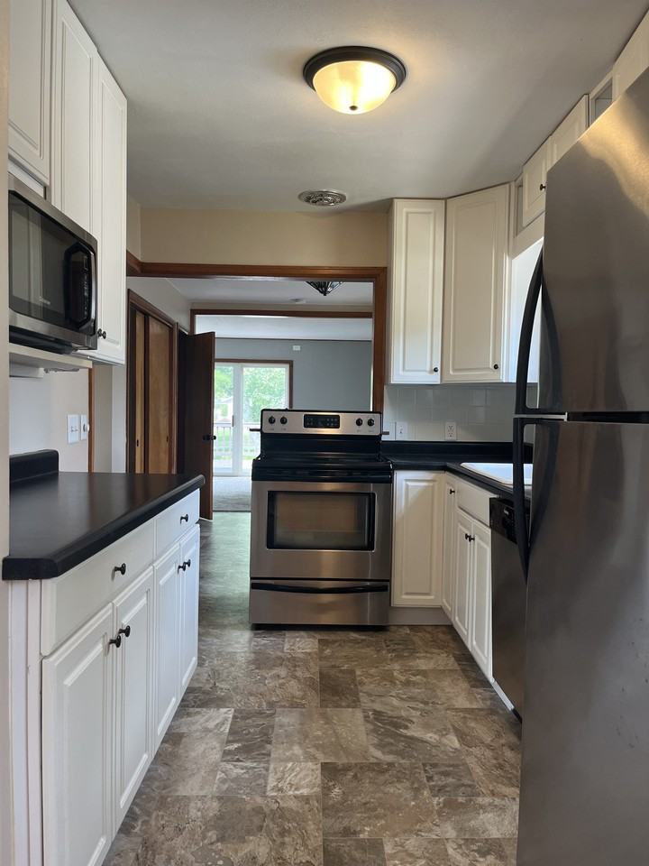 309 4th St #NA - Photo 5 of 20