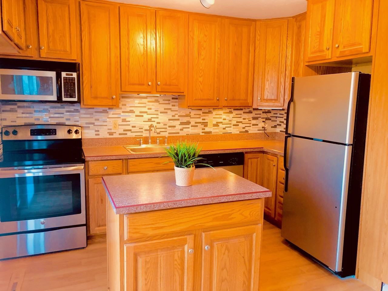 63 Covington Dr - Photo 6 of 50