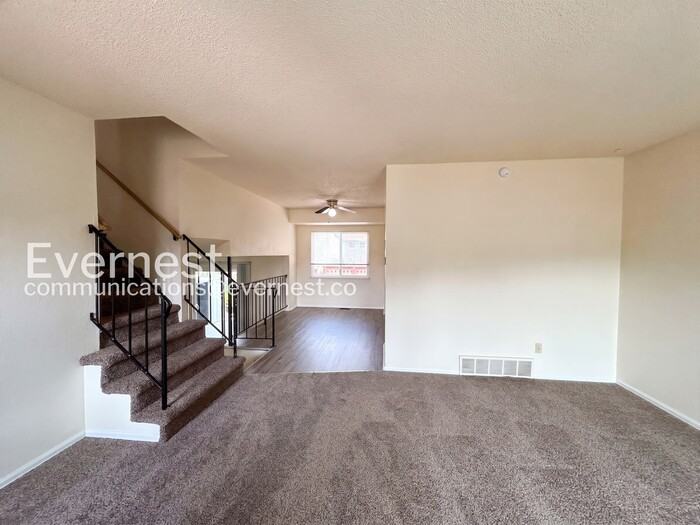 2702 Dickens Dr - Photo 7 of 25