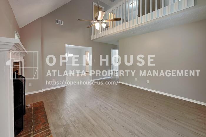 4015 Sharon Woods Dr - Photo 5 of 20