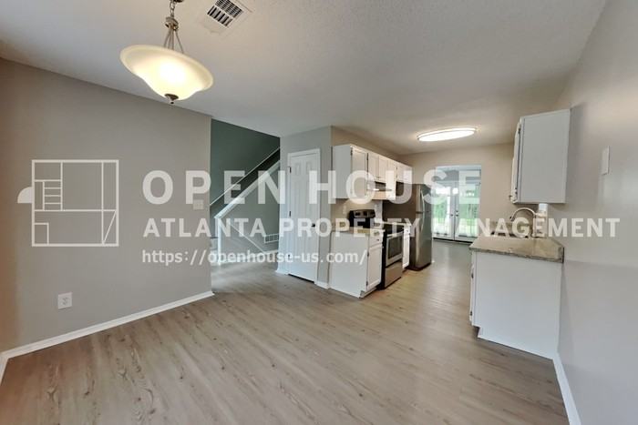 4015 Sharon Woods Dr - Photo 7 of 20