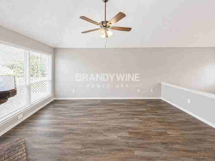 508 Claymore Dr - Photo 5 of 29