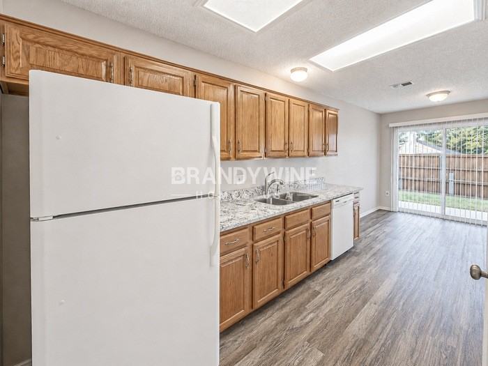508 Claymore Dr - Photo 6 of 29