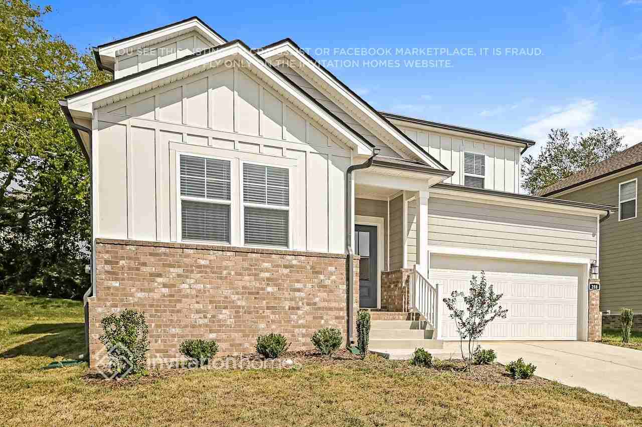 208 E Millbrook Dr - Photo 4 of 18