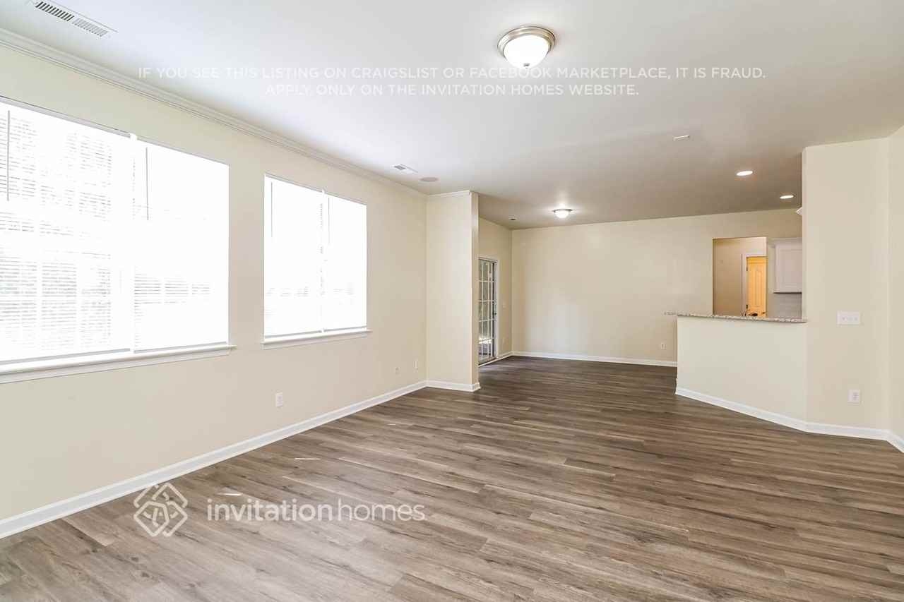 4701 Sandtyn Dr - Photo 6 of 18