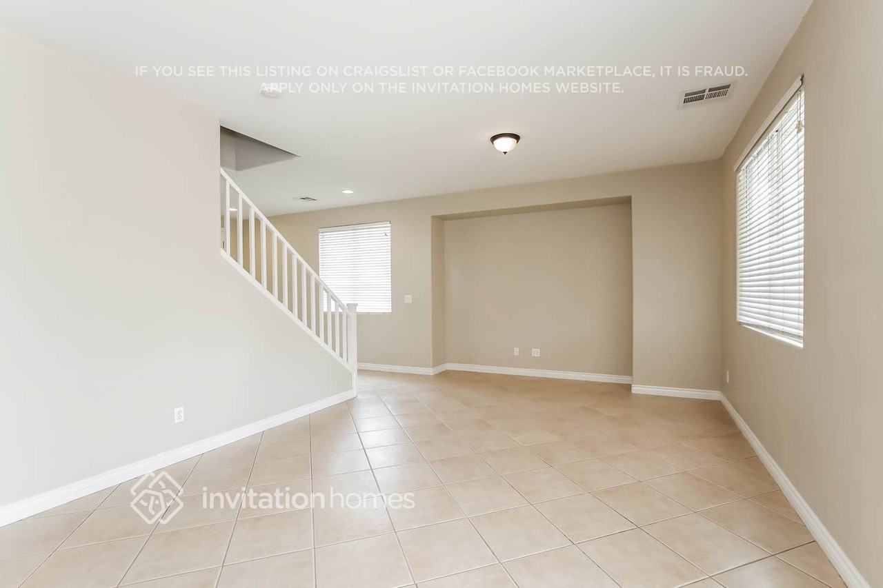 7827 Palace Monaco Ave - Photo 6 of 18