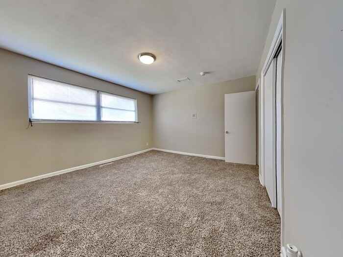 1332 Arlingwood Ave - Photo 7 of 20