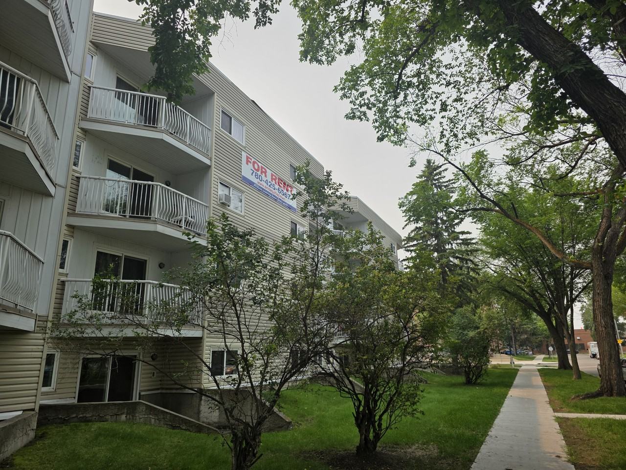 Fairview Palace - Photo 4 of 11