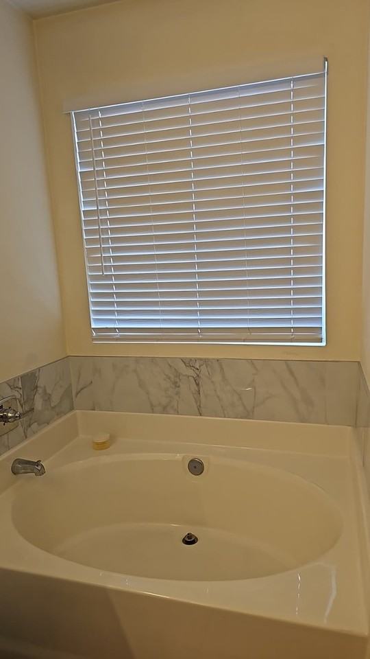 2174 W Roundwood Pl - Photo 4 of 23