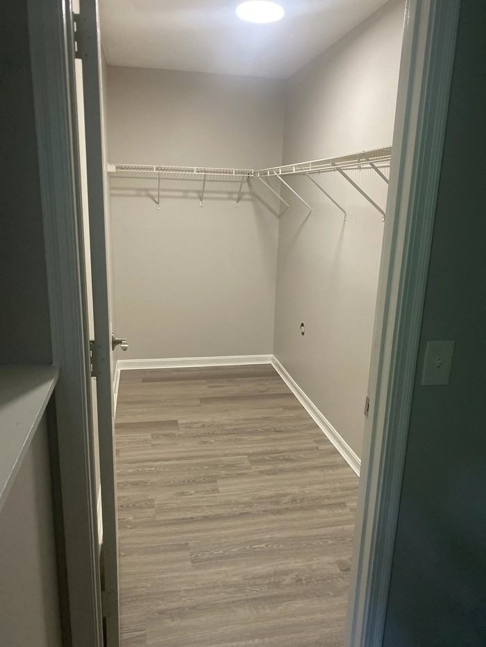 2601 Crisnic Ct #2601 - Photo 4 of 10