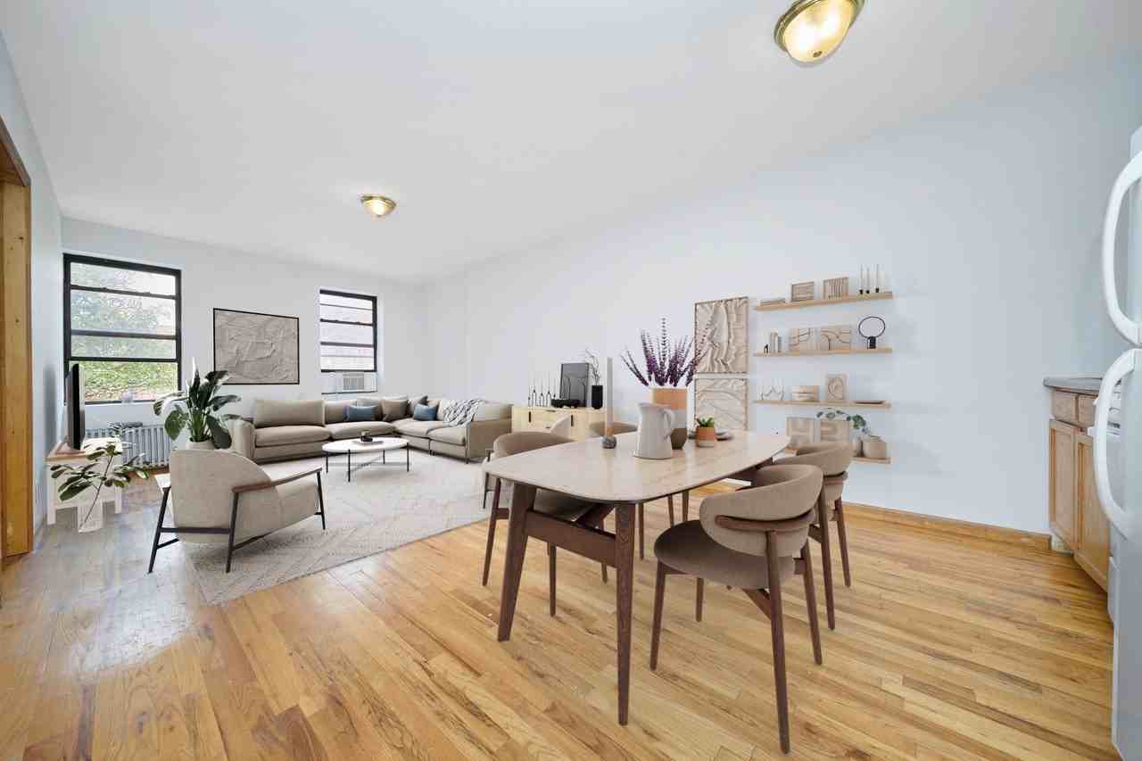 460 9th Ave #3