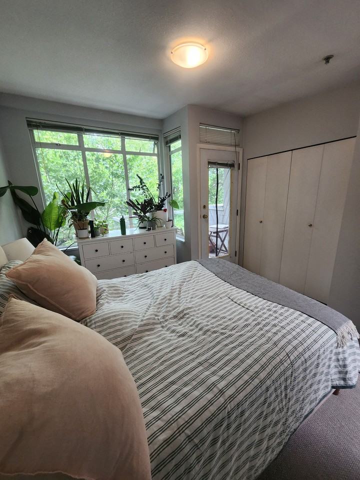 1678 - 1680 West 7th Ave - Photo 2 of 15