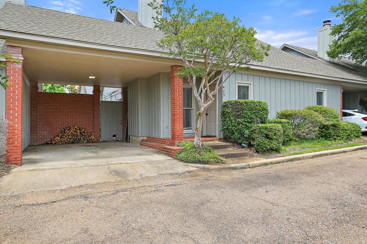405 River Pl - Photo 3 of 20