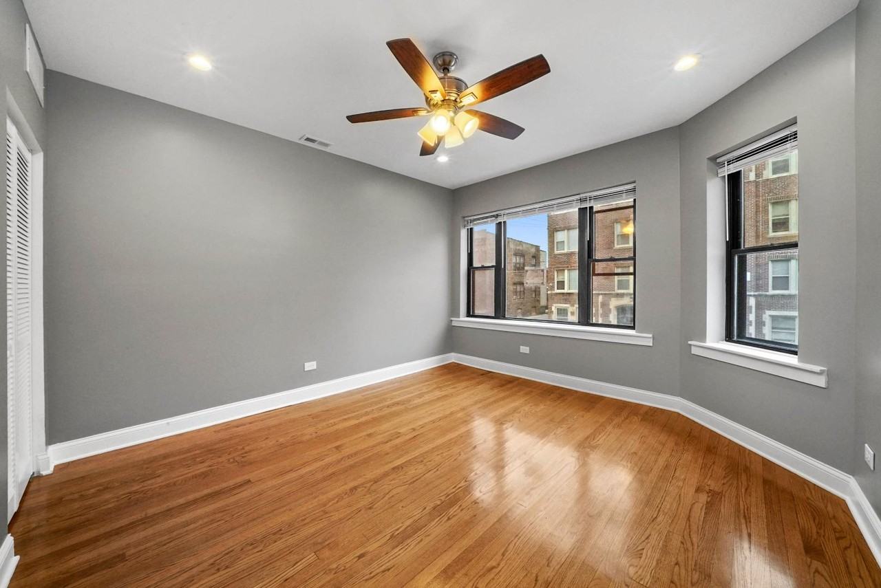 1619-21 E 70th St Chicago IL 60649 - Photo 2 of 10