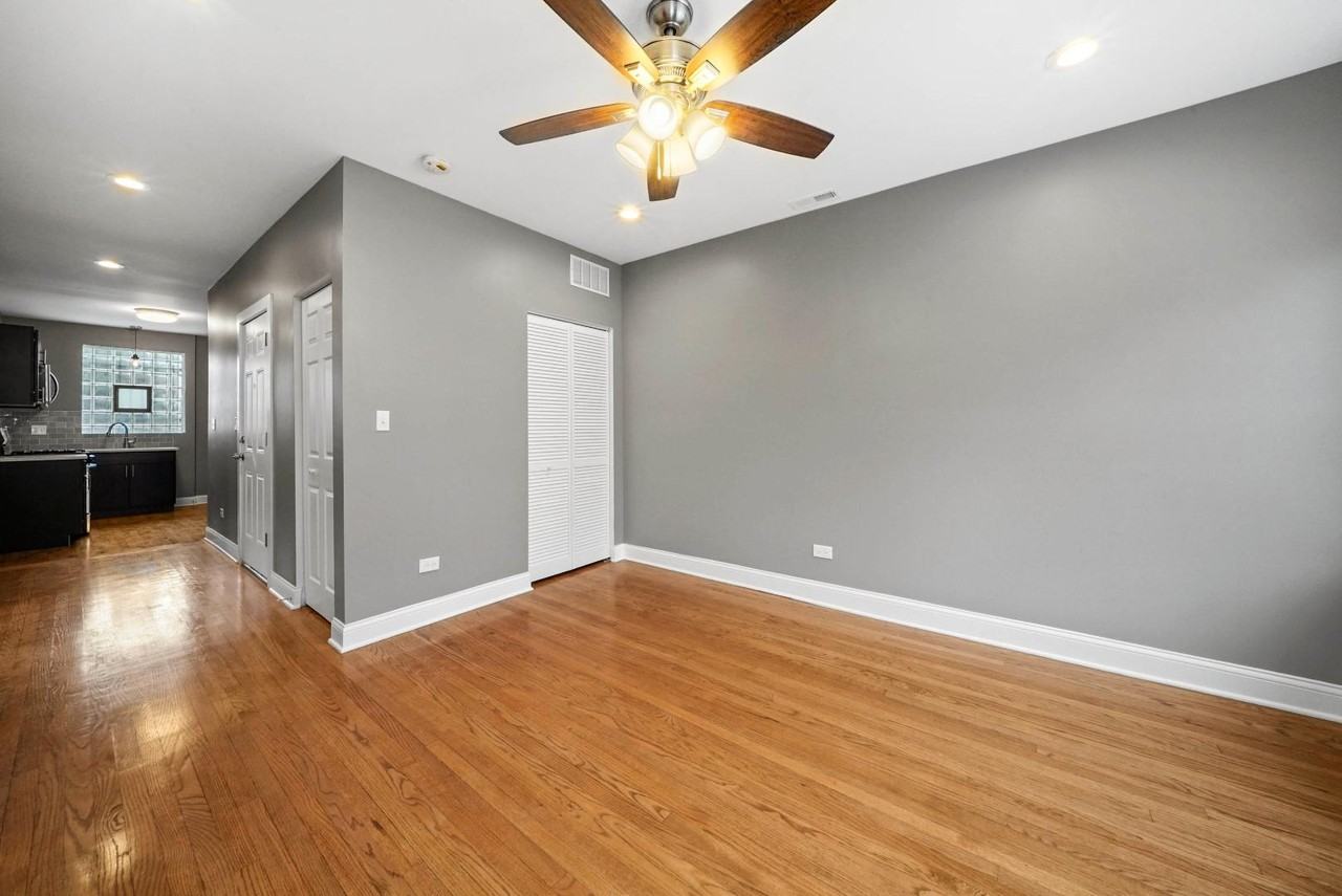 1619-21 E 70th St Chicago IL 60649 - Photo 3 of 10
