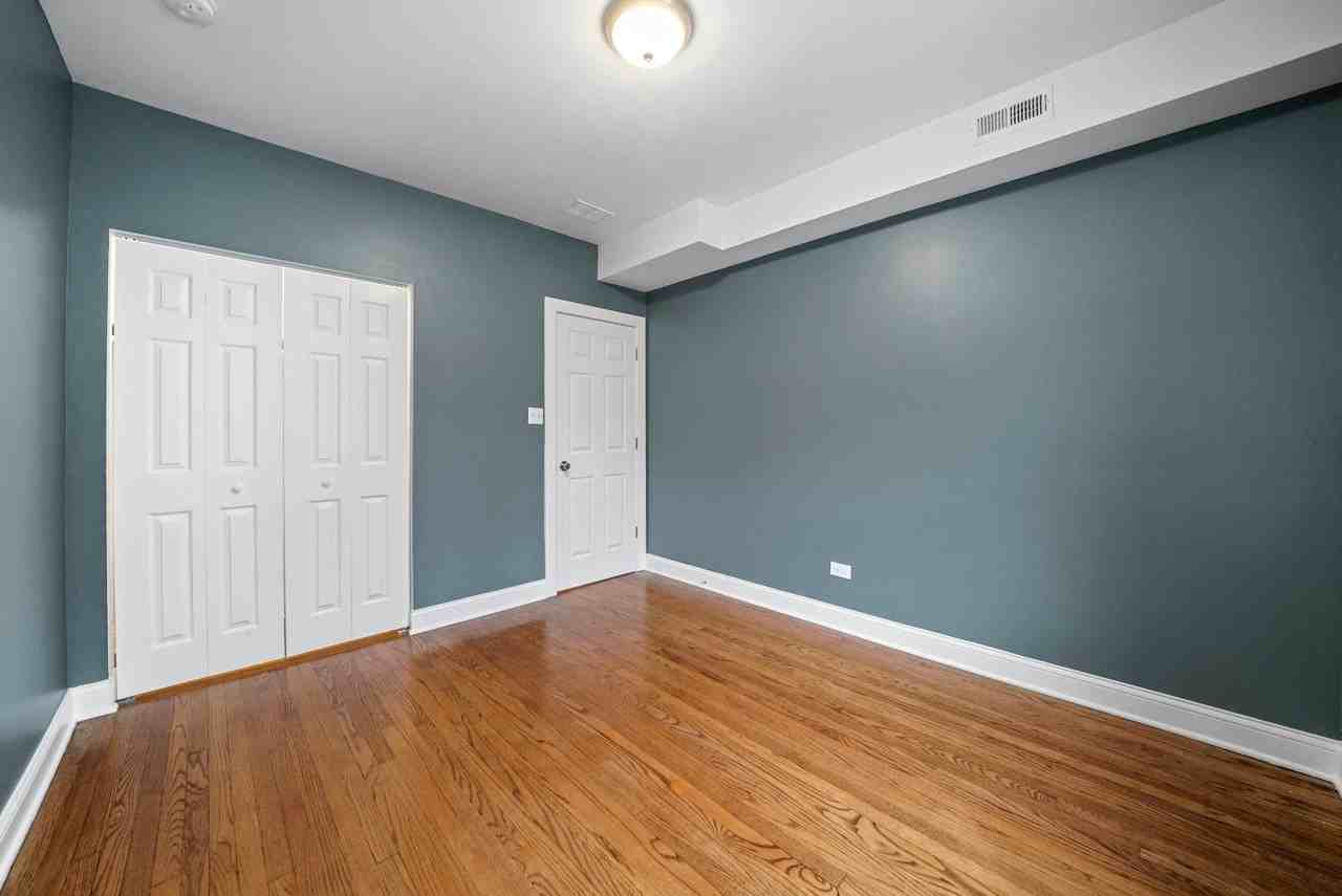 1619-21 E 70th St Chicago IL 60649 - Photo 7 of 10