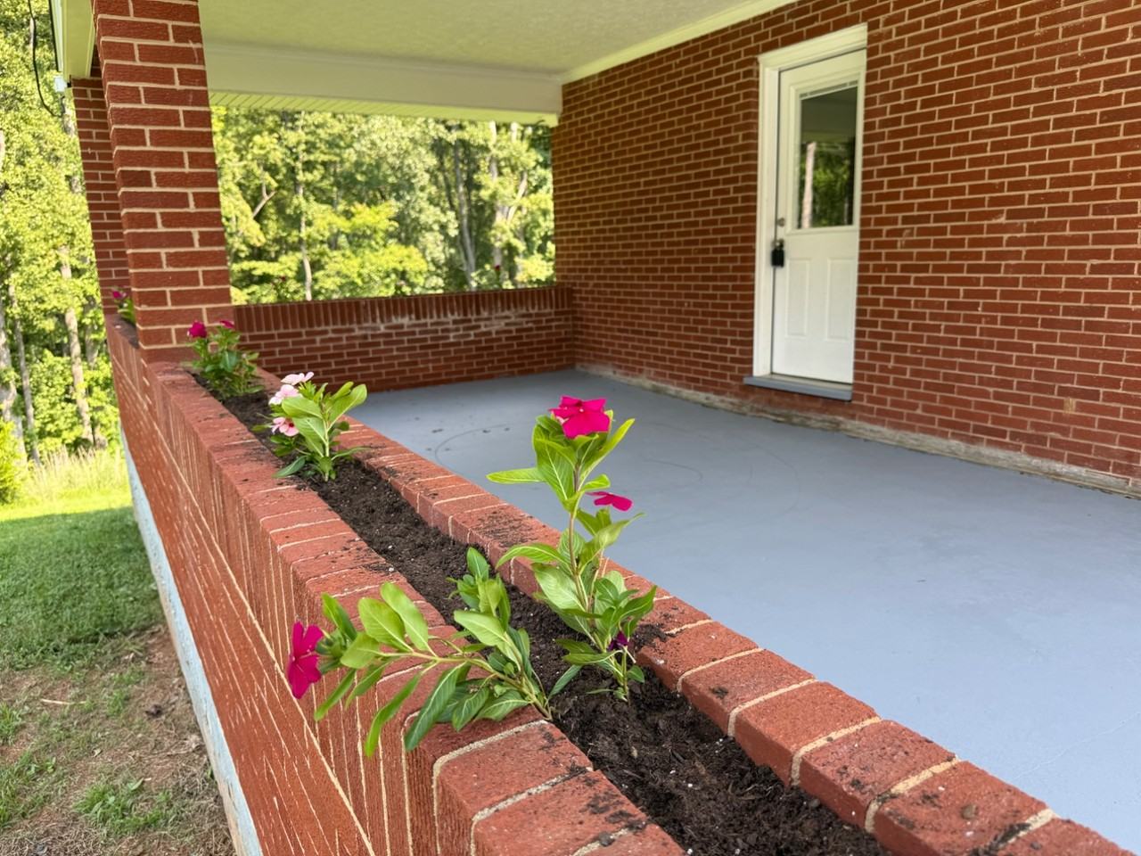 369 Pleasant Hill Rd - Photo 4 of 11