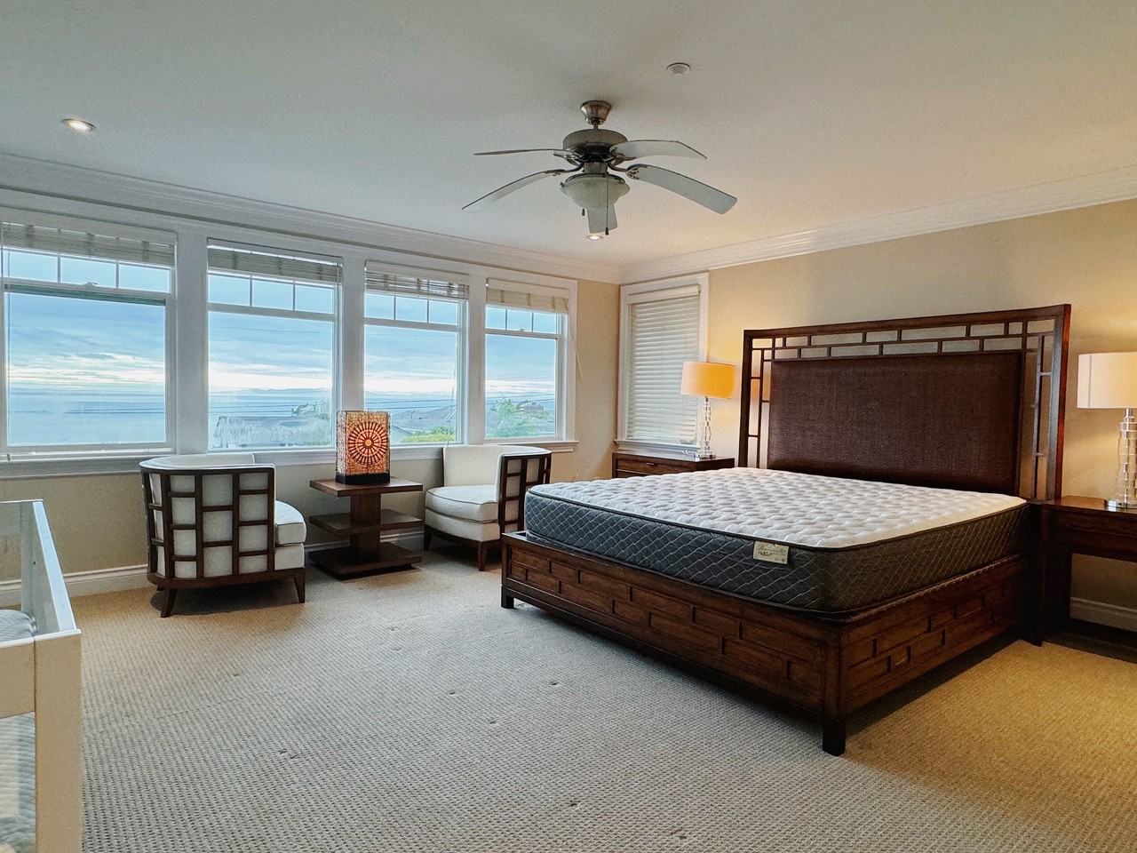 15445 Royal Avenue #Up - Photo 2 of 13