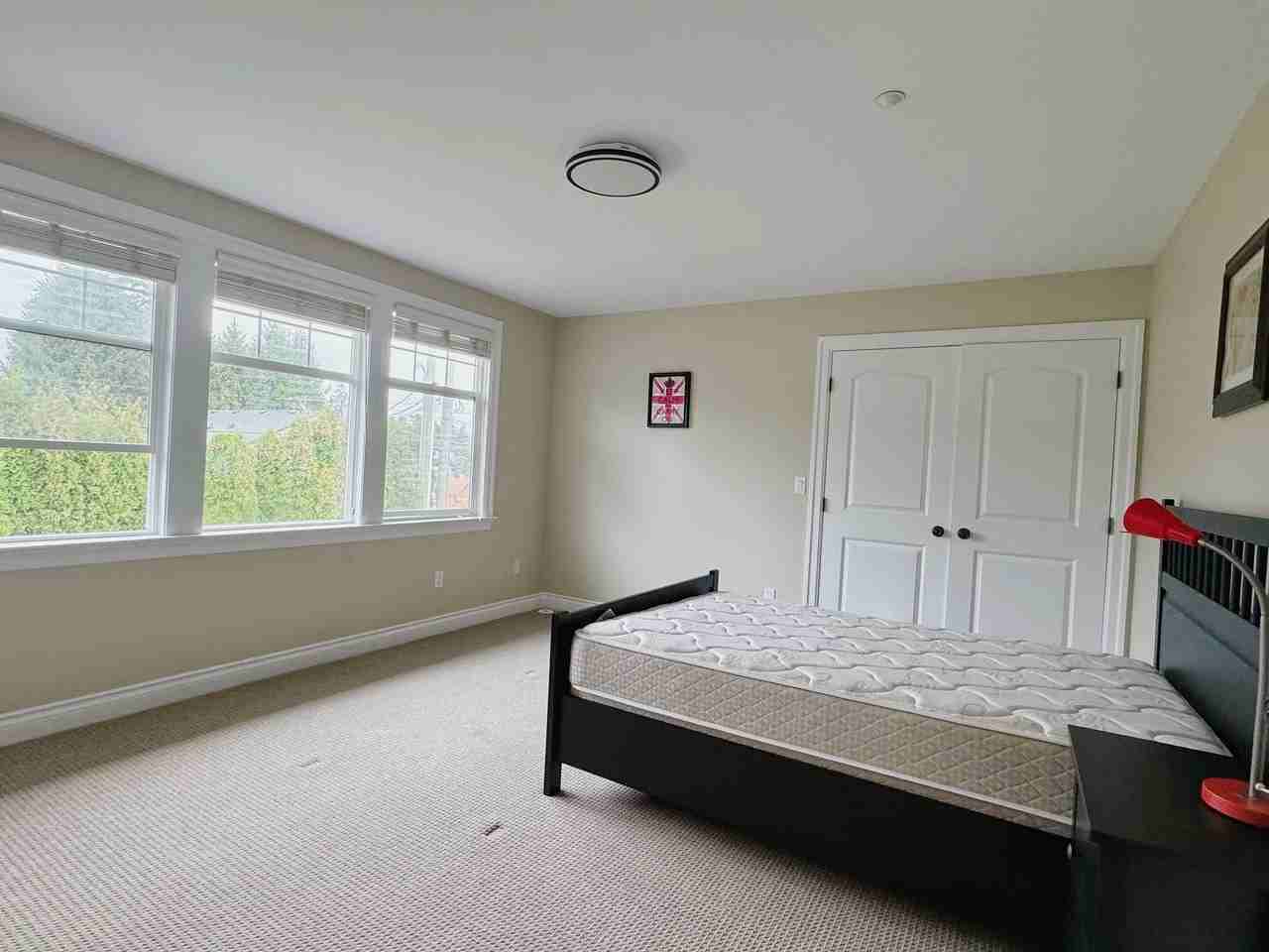 15445 Royal Avenue #Up - Photo 6 of 13