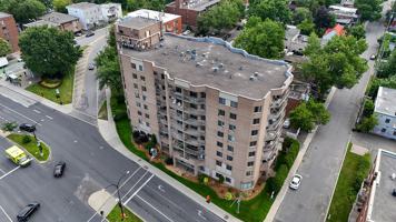 featured image of 990 Rue Saint-Francois-Xavier