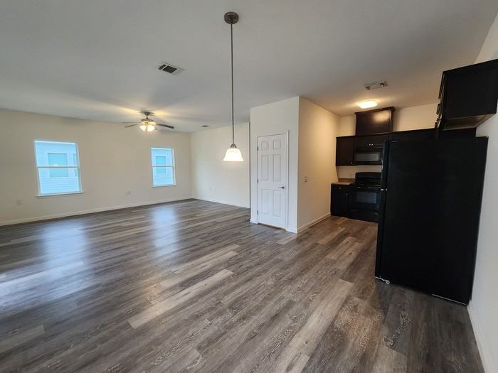 6319 Red Oak Dr - Photo 5 of 11