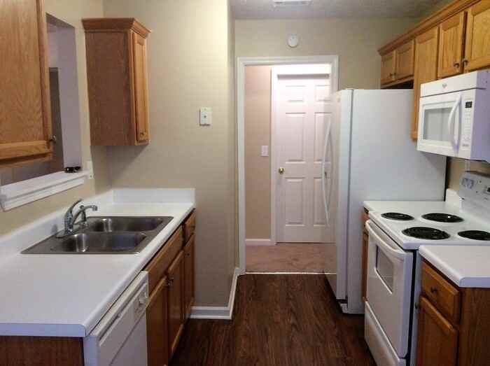2266 Stroud Rd - Photo 6 of 21