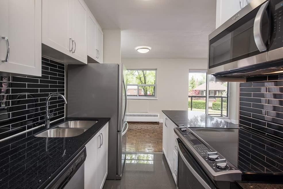 245 Lakeshore Drive - Photo 2 of 13