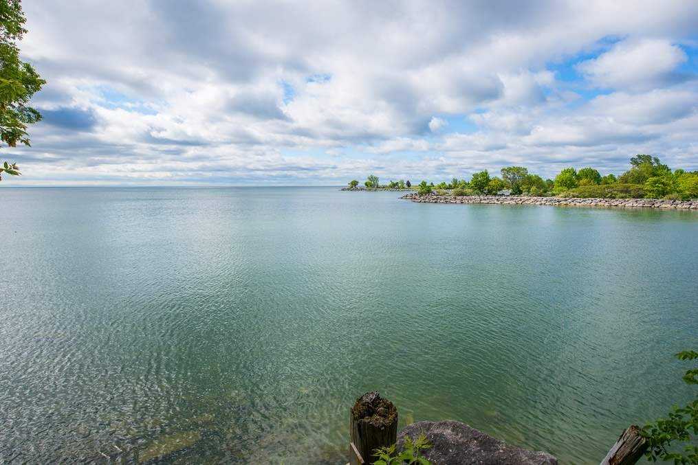 245 Lakeshore Drive - Photo 6 of 13