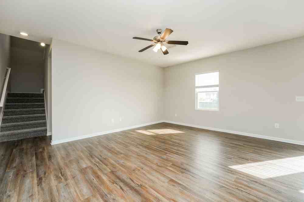4294 Kendrick Cir - Photo 5 of 17