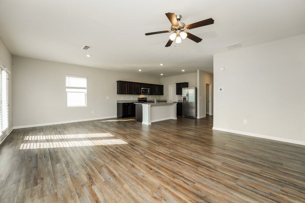 4294 Kendrick Cir - Photo 6 of 17