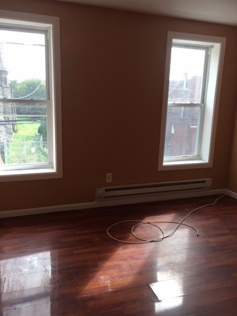 530 N 53rd St #1 - Photo 4 of 8