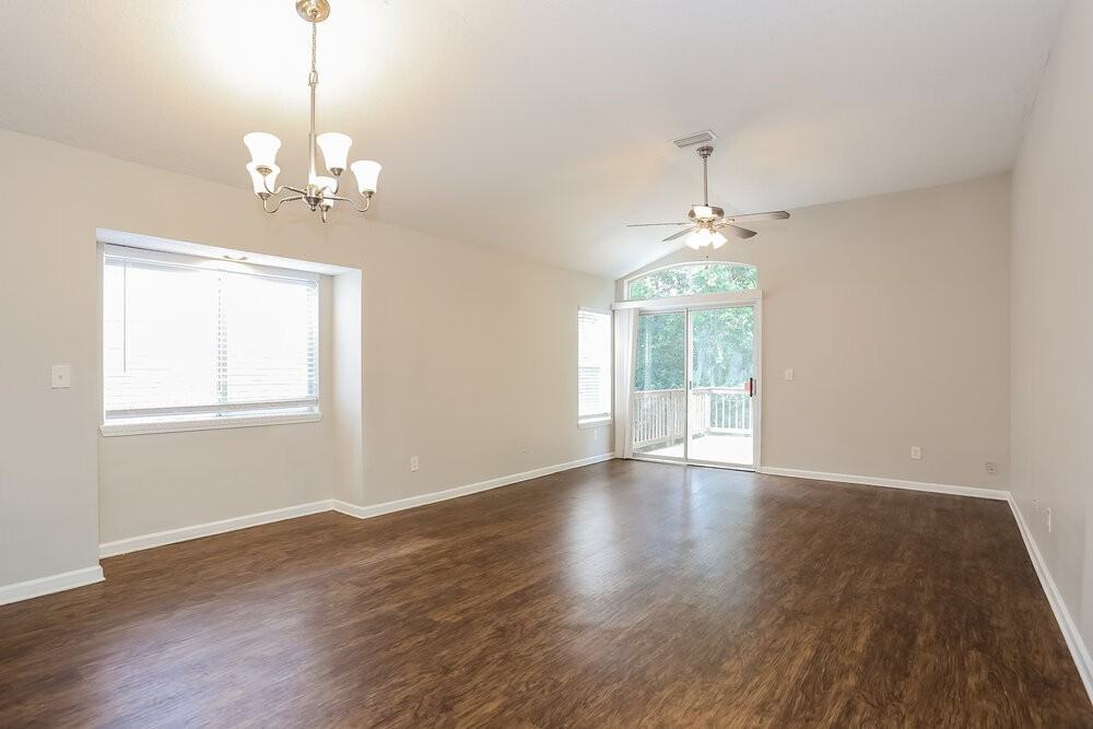 10321 Homard Blvd N - Photo 4 of 16