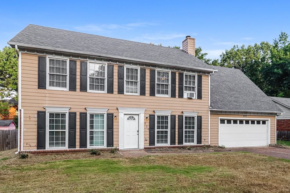 329 Locust Grove Dr - Photo 4 of 17