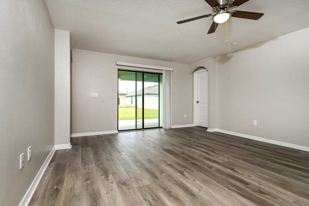 920 Wynnmere Walk Ave - Photo 4 of 16